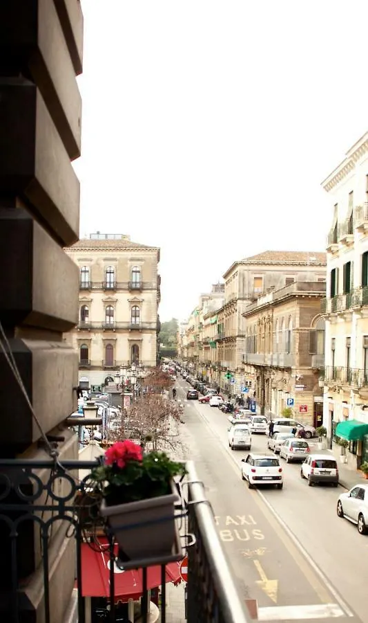 Alojamento de Acomodação e Pequeno-almoço B&B Umberto 134 Catânia Itália
